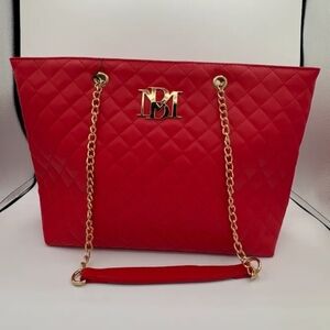Elegant Red Quilted Tote Bag with Gold Chain